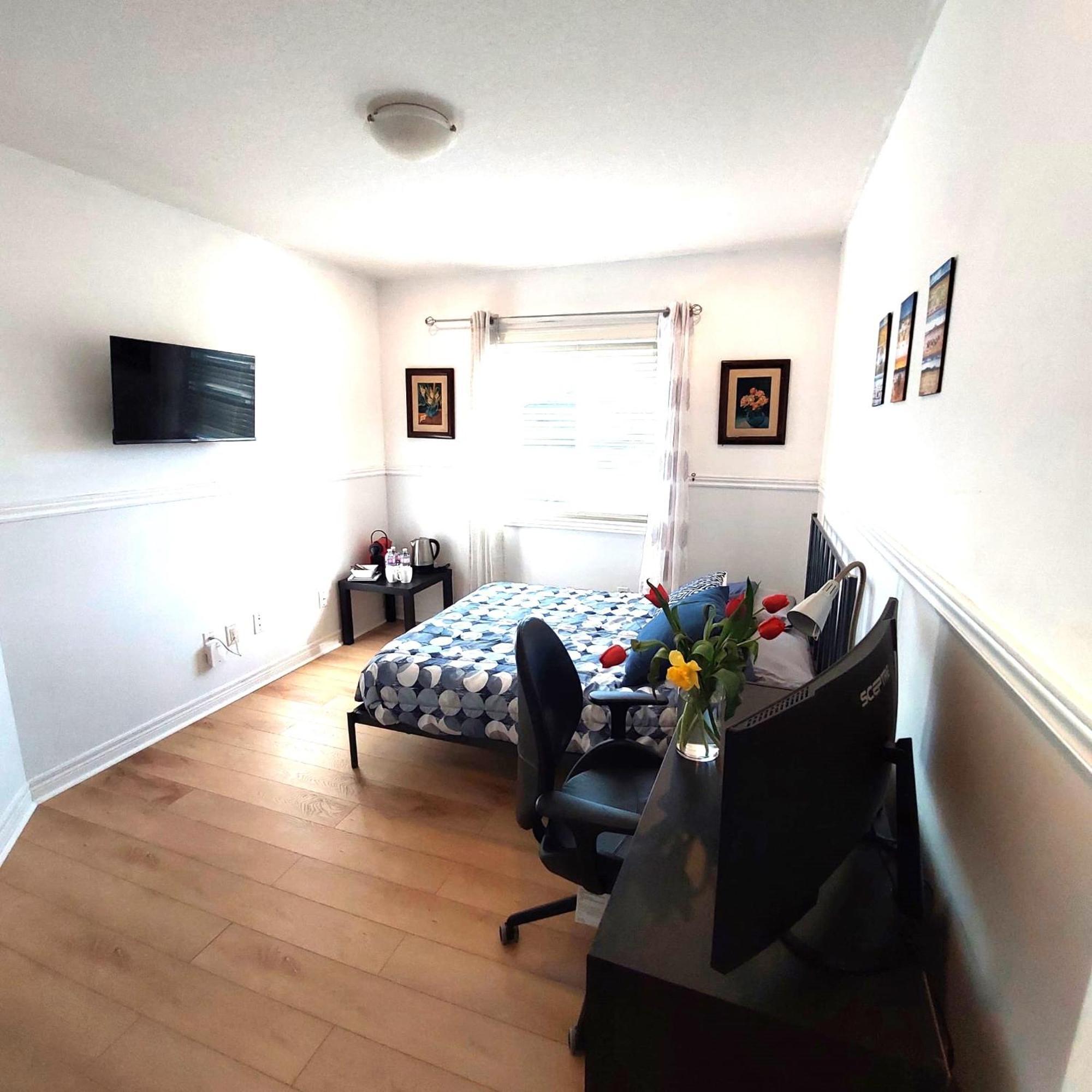 Nimo Homestay Guelph Exterior foto